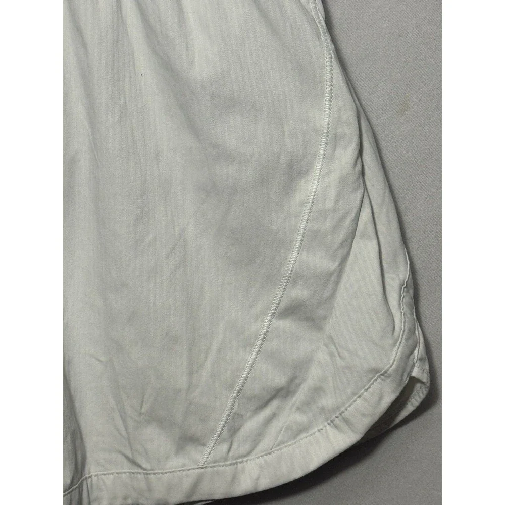 Lululemon Hotty Hot Short II Long 4 White Barely Beige Size 6 Lined Running